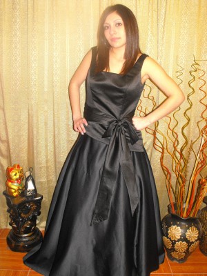 MARCELA MU&Ntilde;OZ MORALES Anuncios gratis en La Reina |  ARRIENDO VESTIDOS FIESTAS  LA REINA  MAS DE 600 VESTIDOS IMPORTADOS, ADEMAS REMATAMOS MAS DE 150 VESTIDOS EN $10MIL  c/u