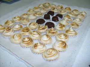 pedro Anuncios gratis en Santiago |  Canape pastelitos pizetas banqueteria eventos fiestas bautizos, 086612378 todo evento social domicilios servicio cockteleria