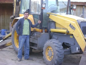 OLIBER Anuncios gratis en La Ligua |  VENDO RETROEXCAVADORA, RETRO 4X4 MASSEY FERGUSON 1995 