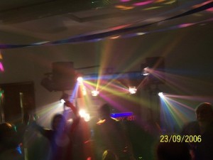  Anuncios gratis en Santiago |  Arriendo de Amplificaci&oacute;n Dj  para fiestas y eventos ,  Dj para fiestas, m&uacute;sica para fiestas, iluminaci&oacute;n amplificaci&oacute;n para fiest