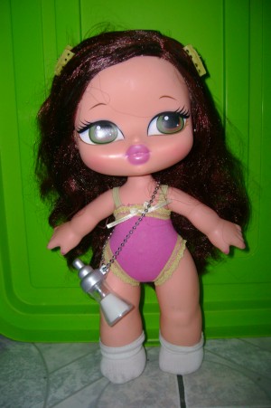 lorena Anuncios gratis en Macul |  bratz gigantes, lindas mu&ntilde;ecas