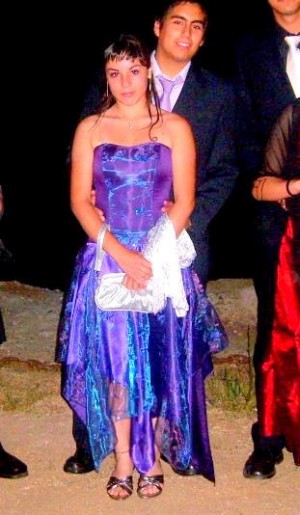 Nicole Anuncios gratis en Vi&ntilde;a del Mar |  Vendo Vestido de Graduacion , En muy buen Estado con solo 1 uso