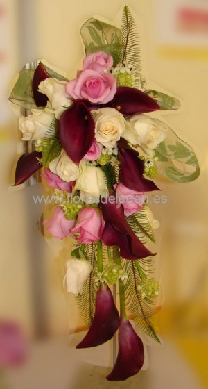Mauricio Rojas Anuncios gratis en Santiago |  ARREGLOS FLORES NATURALES , RAMOS DE NOVIA, DECORACION MATRIMONIOS, MAURICIO ROJAS - WILMA FUENTES PEINADOS Y MAQUILLAJES A DOMICILIO