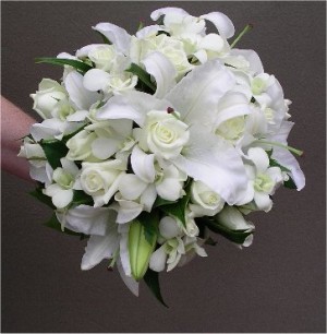 Mauricio Rojas Anuncios gratis en Santiago |  ARREGLOS FLORES NATURALES , RAMOS DE NOVIA, DECORACION MATRIMONIOS, MAURICIO ROJAS - WILMA FUENTES PEINADOS Y MAQUILLAJES A DOMICILIO
