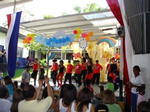 JOS&Etilde; OYARZ&Utilde;N FERN&Atilde;NDEZ Anuncios gratis en Santiago |   DISCOPEQUES (MINIDISCOTHEQUE), CUMPLEA&Ntilde;OS INFANTILES., LEL MEJOR ENTRETENIMIENTO Y CALIDAD DEL MERCADO