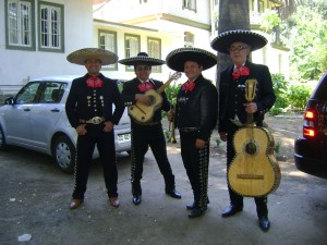 johnny luis Anuncios gratis en Estaci&oacute;n Central |  MARIACHIS SERENATAS MARIACHIS SAL Y TEQUILA, SERENATAS MARIACHIS SERENATAS MARIACHIS