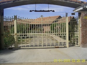ARTURO Anuncios gratis en Santiago |   PORTONES AUTOMATICOS AYA ,  PORTONES ELECTRICOS  AYA 