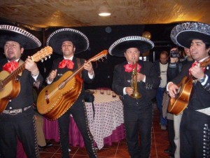johnny luis Anuncios gratis en Santiago |  show serenatas mariachis sal y tequila mariachis serenatas, MARIACHIS EN CHILE MARIACHIS SAL Y TEQUILA