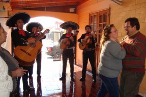 johnny luis Anuncios gratis en Santiago |  eventos serenatas mariachis charros en vivo sal y tequila, 100% SAL Y TEQUILA  MARIACHIS EN CHILE 4 X $ 50.000-