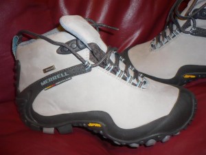 alex Anuncios gratis en &Ntilde;u&ntilde;oa |  ZAPATO O ZAPATILLA MERRELL THUNDRA, bota merrel y botin impermeables