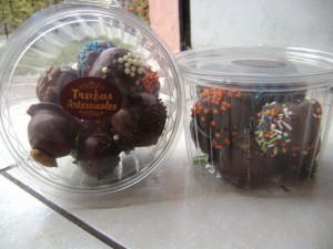 trufas con mas de 20 variedades,paletas,alfajores,cuchufli,e Anuncios gratis en Pe&ntilde;alol&eacute;n |  Chocolates Caseros Chile Estilo, El placer de la calidad
