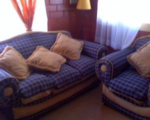 Jeannette  Anuncios gratis en San Pedro de la Paz |  Juego de living de 3 Cuerpos buen estado, valor $100.000 conversable 