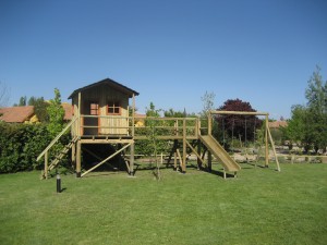 Fernando Gonzalez M Anuncios gratis en Calera de Tango |  JUEGOS INFANTILES , CASITAS 