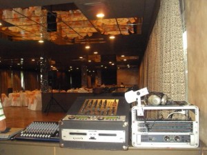  Anuncios gratis en Pe&ntilde;alol&eacute;n |  DJ MATRIMONIO MUSICA EVENTOS AUDIO E ILUMINACION PANTALLA GIGANTE KARAOKE, fiesta 15 Amplificaci&oacute;n Iluminaci&oacute;n eventos Fiestas empresas colegios 