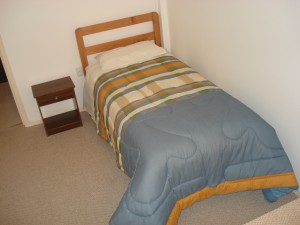 Viviana Margarita Anuncios gratis en Concepci&oacute;n |  Vendo marquesa de 1 plaza de madera nueva, marquesa de 1 plaza con somier sueco