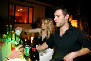 ruben Anuncios gratis en Pe&ntilde;alol&eacute;n |  Servicio de garzones de estilo y personalidad 09-1570121 Eliteseguridad.cl , El servicio de garzones resultar&aacute; esencial para el &eacute;xito de nuestra fiesta