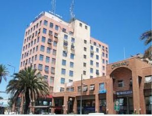Nicole Bouffanais  Anuncios gratis en Maip&uacute; |  Oficina en centro comercial de maipu , Vendo oficina para centro medico u otra actividad comercial 