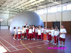 Silvina Anuncios gratis en Maip&uacute; |  Planetarios moviles o portatiles    , Planetarios educativos