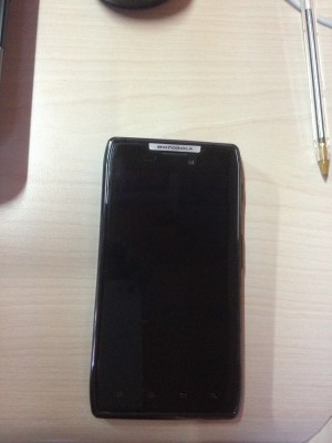 juan.molinap@live.cl Anuncios gratis en Concepci&oacute;n |  Motorola razr x910 a $150.000 (precio conversable), Motorola razr x910 