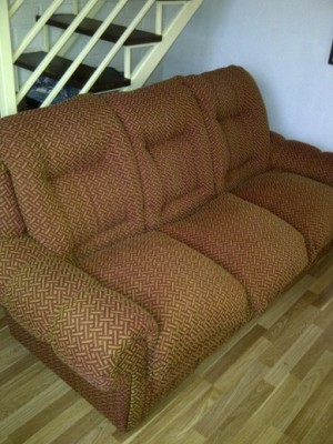 JUan Catrlos Gonzalez Anuncios gratis en San Bernardo |  Sill&oacute;n 2 sofas y comedor a s&oacute;lo 100.000 casi nuevos, Sill&oacute;n 2 sofas y comedor a s&oacute;lo 100.000 casi nuevos