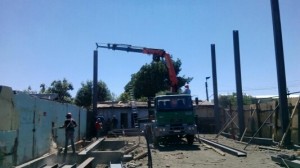 sociedadaladro@gmail.com Anuncios gratis en Chill&aacute;n |  Servicio de montaje de estructuras y arriendo de cami&oacute;n plumas, Montaje estructuras y arriendo de camion plumas