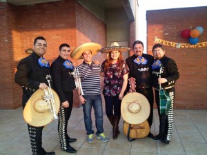 johnny luis Anuncios gratis en Lo Prado |  Mariachis serenatas en lo prado llegamos a tu comuna, Charros en santiago sal y tequila serenatas