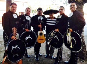 johnny luis Anuncios gratis en Quinta Normal |  Mariachis en el dia de la madre regala serenatas , 5 mariachis x $60.000.charros 27631198 / 7-6260519