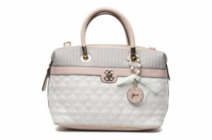 vipcool Anuncios gratis en Vi&ntilde;a del Mar |  Bolsos de todas las marca guess, versace primadona, Bolsos guess