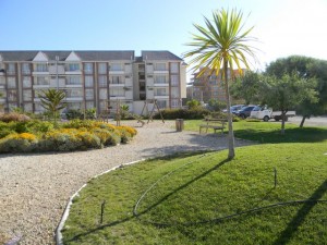 Marcelo Manzur Anuncios gratis en La Serena |  Se vende depto amoblado la serena, 3 dorm, a pasos de av. del mar, Vende depto amoblado, 3 dorm, 45 m2, a 80 m de av. del mar.