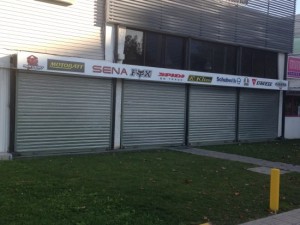 Patricio Zoro Anuncios gratis en Independencia |  Instalacion de cortinas metalicas con rollo automaticas y manuales, Cortinas metalicas, cortinas metalicas automaticas, cortinas con rollo