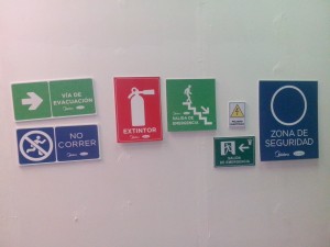 CMC Publicidad Anuncios gratis en La Pintana |  Se&Ntilde;aletica- demarcacion grafica- implementacion grafica de oficinas, Todo en soporte publicitario cotice con nosotros 