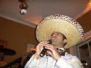 RENE MARTINEZ R. Anuncios gratis en Santiago |  charros y mariachis del Juarez mejores precios., la musica que mas gusta en tu fiesta.