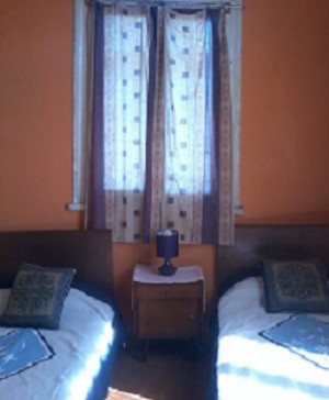 Beatriz Anuncios gratis en Valpara&iacute;so |  Residencial universitaria habitaciones iluminadas en casa de familia, Habitaciones,residencial, hostal. hospedaje,alojamiento