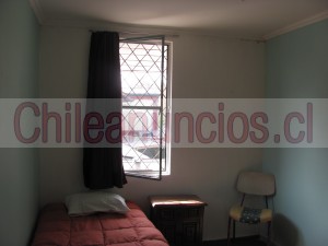 Ledda buzzetti Anuncios gratis en Macul |  Arriendo pieza para hombre trabajador o estudiante, Dormitorio pieza alquiler 