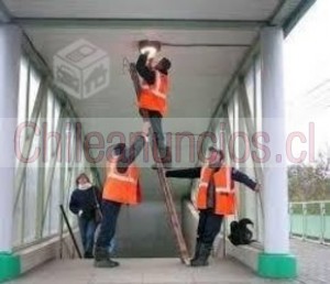 Francisco Anuncios gratis en Santiago |  +56988554958 electrico urgencias 24x7 stgo providencia sec, Emergencias electrico